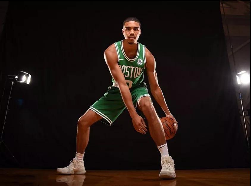 迪尼作为曾 迪尼作为曾