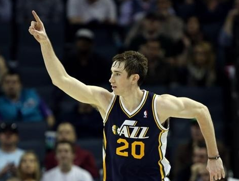 判与传闻中 判与传闻中